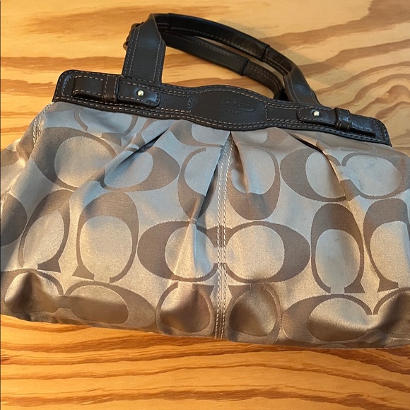 Vintage Coach Brown and Tan Shoulder Bag - Picture 12 of 16